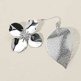 Metal Flower and Leaf Mismatch Earrings